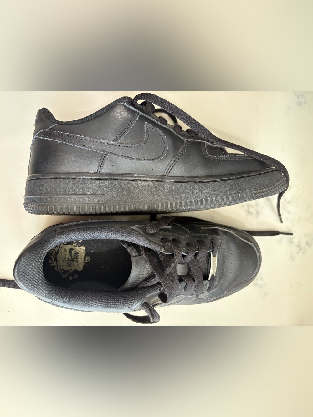 Boys Nike Air Force One 1 shoes sz 5.5 Y youth